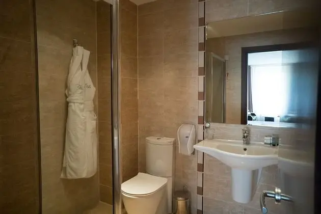 İki Ayrı Yataklı Oda (Main Building)