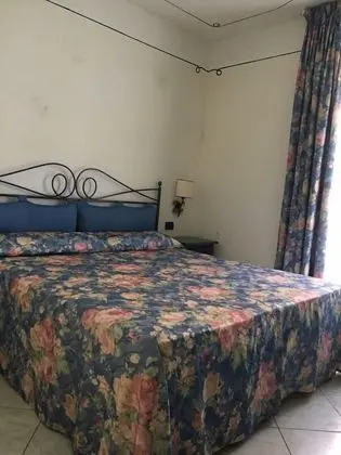 Comfort Tek Büyük veya İki Ayrı Yataklı Oda