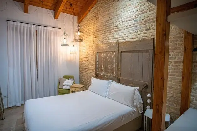 Classic Tek Büyük Yataklı Oda