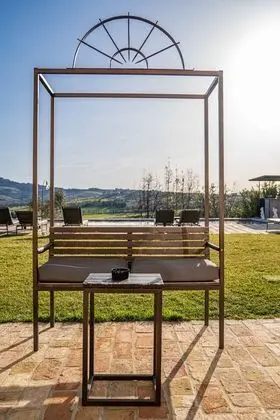 Classic Tek Büyük Yataklı Oda