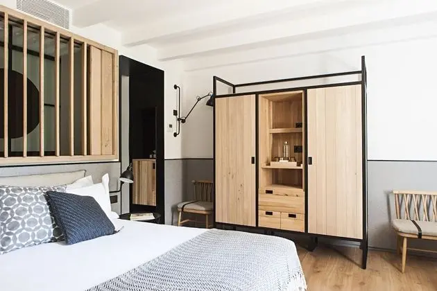 Classic Tek Büyük veya İki Ayrı Yataklı Oda