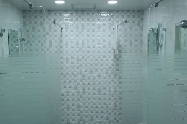 Ortak Ranzalı Oda, Sadece erkekler için (6,8 Person)