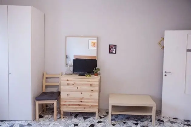 Üç Kişilik Oda, Ortak Banyo