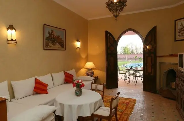 Villa, 2 Yatak Odası, Kişiye Özel Havuzlu, Bahçe Manzaralı
