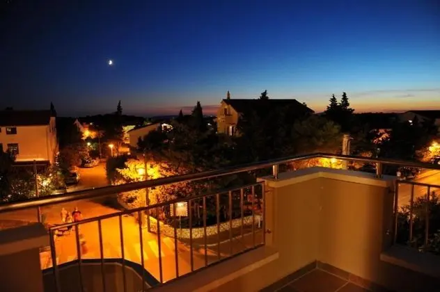 Deluxe Tek Büyük veya İki Ayrı Yataklı Oda, Balkon