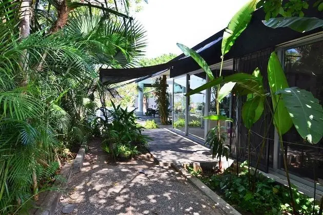 Villa, Sigara İçilmez