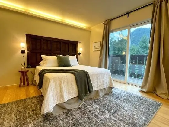 Comfort Oda, 1 Büyük (Queen) Boy Yatak, Şömine, Dağ Manzaralı