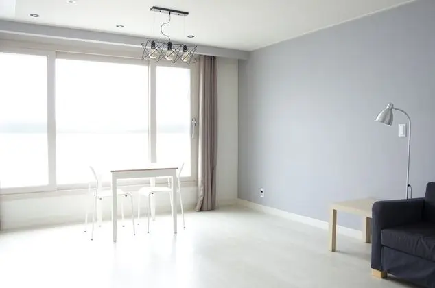 Deluxe Stüdyo, Sigara İçilmez, Denize Sıfır