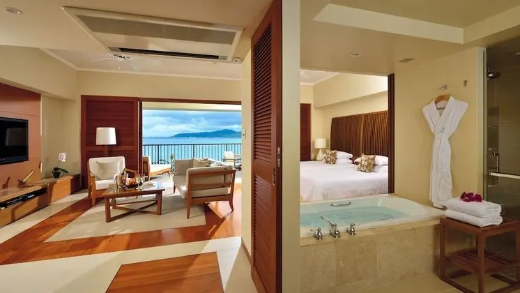 Club Oda, Sigara İçilmez, Deniz Manzaralı (Ocean View Adult Only 13 or over)