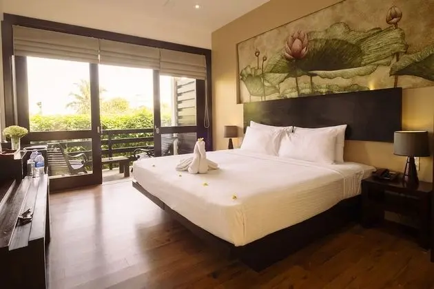 Deluxe Double or Twin Room with Balcony includes Free Airport pick-up or drop-off