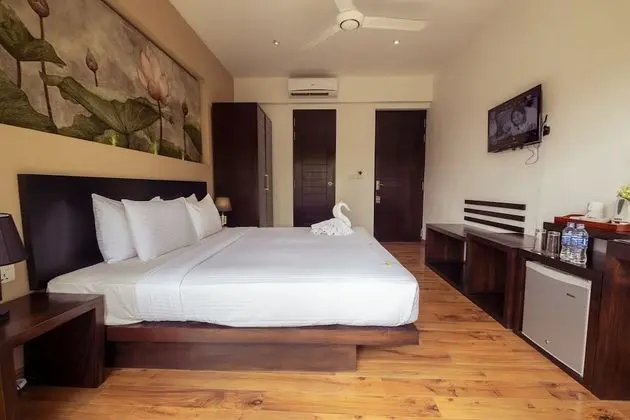 Deluxe Double or Twin Room with Balcony includes Free Airport pick-up or drop-off