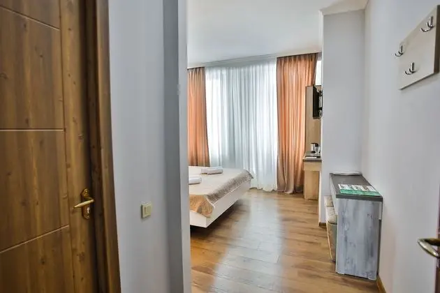 Comfort Tek Büyük veya İki Ayrı Yataklı Oda, Birden Çok Yatak, Sigara İçilmez