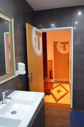 Ortak Ranzalı Oda, Karma Ranzalı Oda, Ortak Banyo (1 bed in a 4 bed dorm)