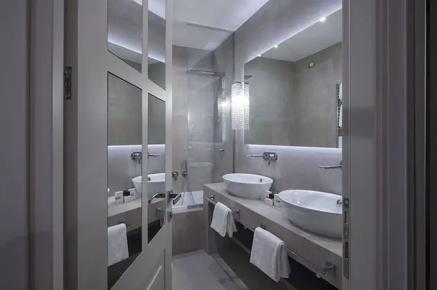 Executive Üç Kişilik Oda