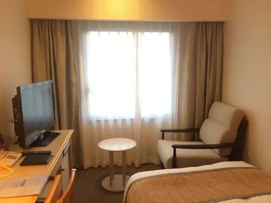 Tek Kişilik Oda, Sigara İçilmez