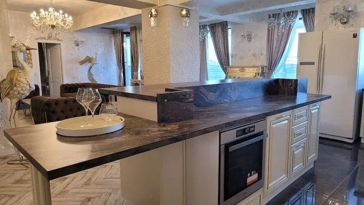 Luxury Çatı Katı Süiti (Penthouse)