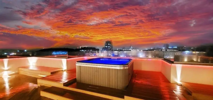 Luxury Çatı Katı Süiti (Penthouse)