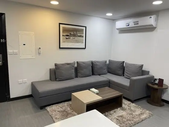 One Bedroom Apartment