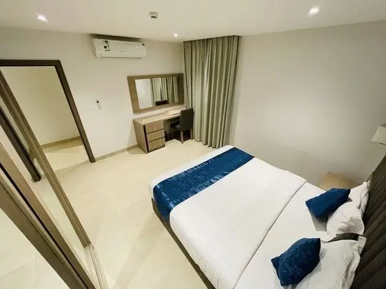 One Bedroom Apartment
