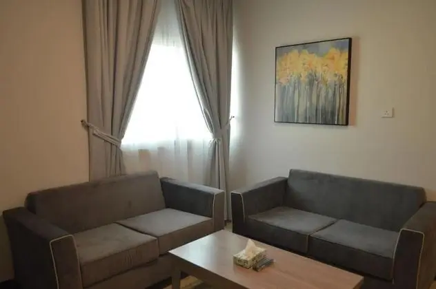 One Bedroom Apartment