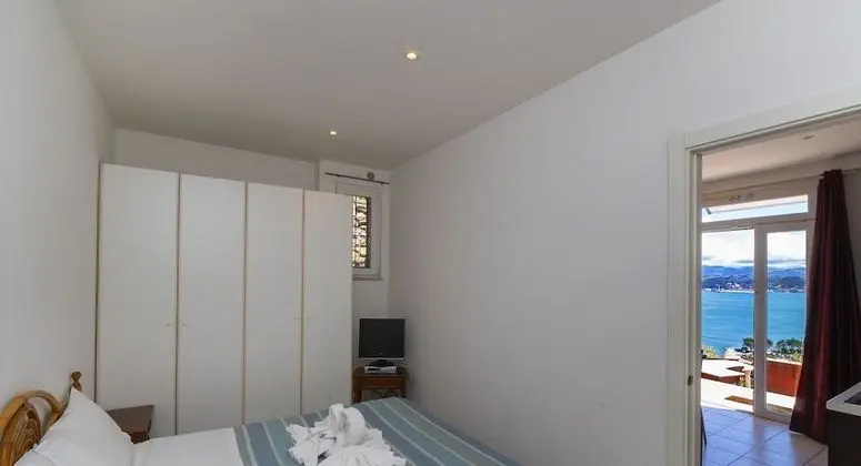Apart Daire, 1 Yatak Odası, Teras, Deniz Manzaralı