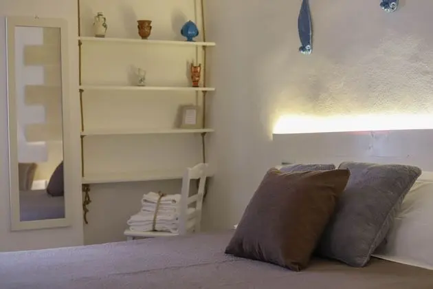 Basic Oda, 1 Büyük (Queen) Boy Yatak, Özel Banyo