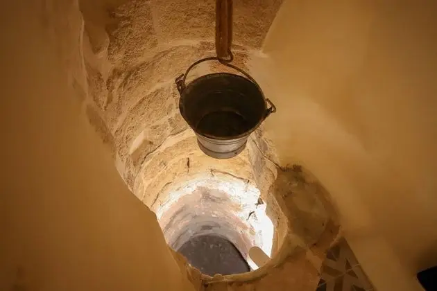 Luxury Tek Büyük Yataklı Oda, 1 Büyük (Queen) Boy Yatak, Özel Banyo, Zemin Kat