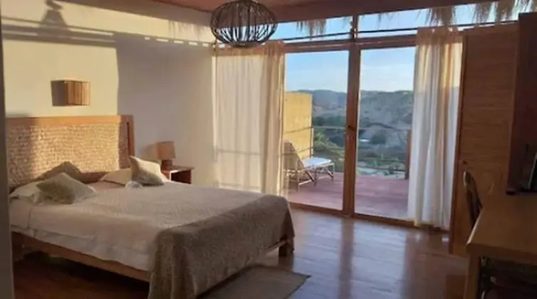 Tek Büyük Yataklı Oda, 1 Büyük (Queen) Boy Yatak