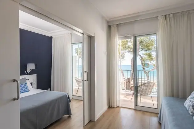 Junior Süit, 1 Büyük (Queen) Boy Yatak ve Çekyat, Balkon, Denize Bakan