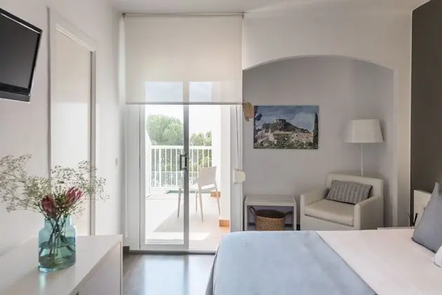 Tek Büyük Yataklı Oda, Kısmi Deniz Manzaralı