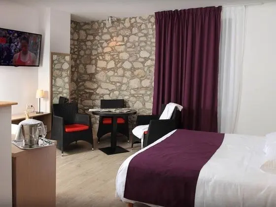 Deluxe Tek Büyük Yataklı Oda, 1 Çift Kişilik Yatak, Sıcak Su Havuzu