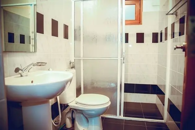 Deluxe Tek Büyük Yataklı Oda, 1 Çift Kişilik Yatak, Sigara İçilebilir, Bahçe Manzaralı