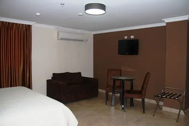 Büyük Yataklı Tek Kişilik Oda, Şehir Manzaralı