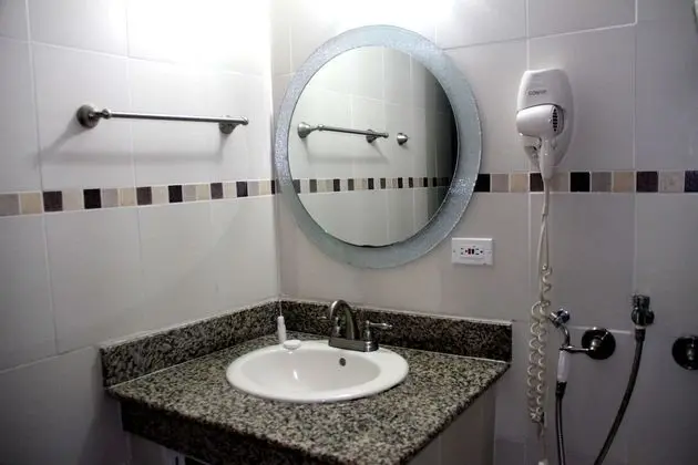 Büyük Yataklı Tek Kişilik Oda, Şehir Manzaralı