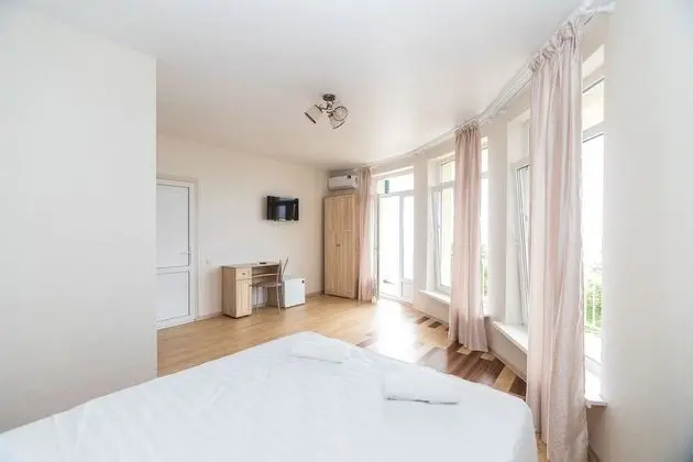 Superior Tek Büyük Yataklı Oda, Balkon, Deniz Manzaralı