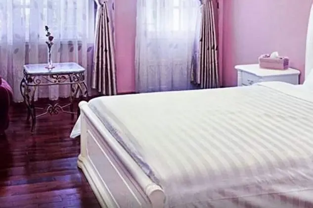Deluxe Oda (King bed)
