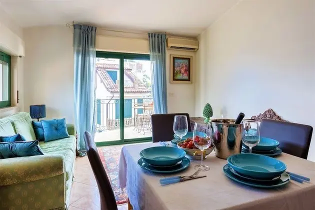 Apart Daire, 2 Yatak Odası, Teras, Deniz Manzaralı