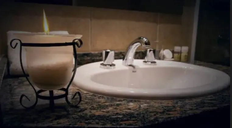 Tek Büyük Yataklı Oda, Dağ Manzaralı