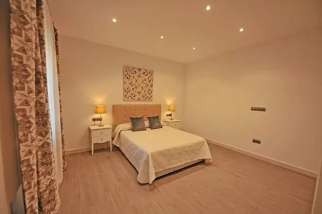 Apart Daire, 5 Yatak Odası, Balkon