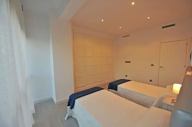 Apart Daire, 5 Yatak Odası, Balkon