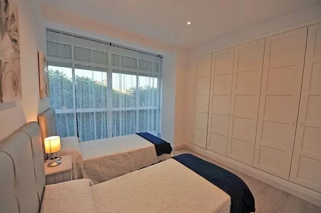 Apart Daire, 5 Yatak Odası, Balkon