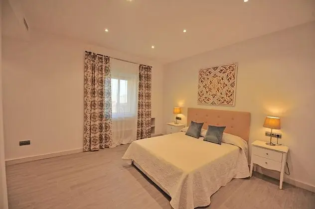 Apart Daire, 5 Yatak Odası, Balkon