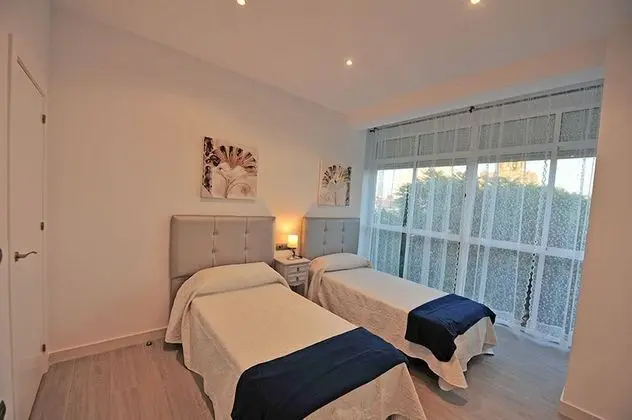 Apart Daire, 5 Yatak Odası, Balkon