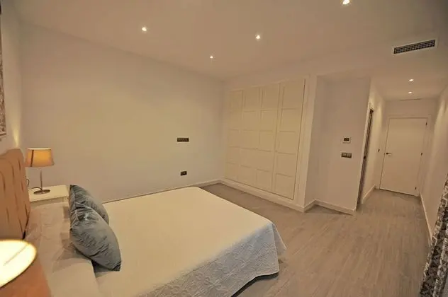 Apart Daire, 5 Yatak Odası, Balkon