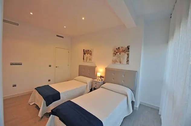 Apart Daire, 5 Yatak Odası, Balkon