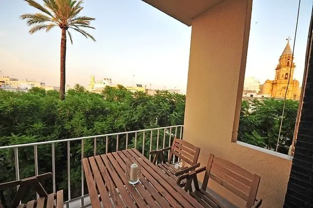 Apart Daire, 5 Yatak Odası, Balkon