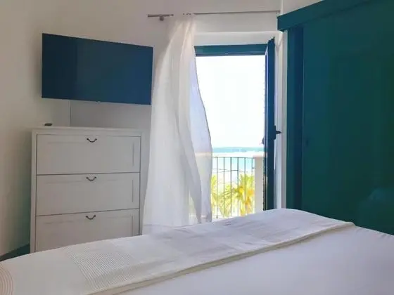 Tek Büyük Yataklı Oda, Deniz Manzaralı