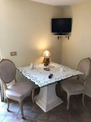 Tek Büyük veya İki Ayrı Yataklı Oda, Bahçe Manzaralı