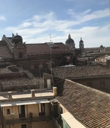 Comfort Tek Büyük veya İki Ayrı Yataklı Oda, Balkon, Şehir Manzaralı (2)