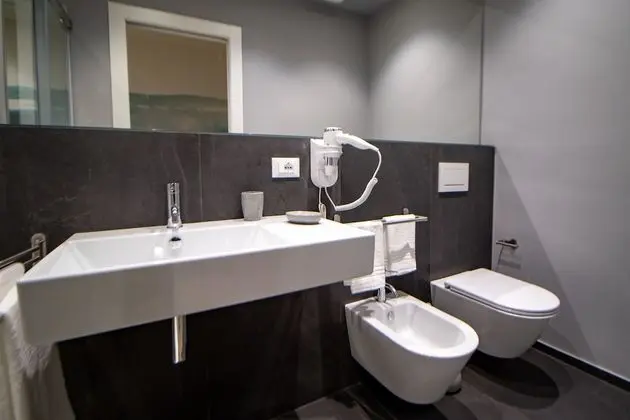 Comfort Tek Büyük Yataklı Oda, Balkon (1)